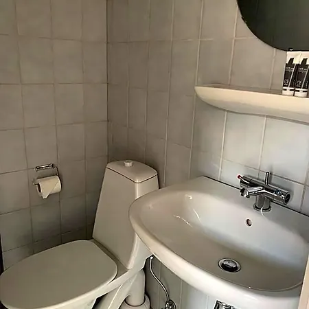 מוטל Strandlyst Rooms, Self Service, Tornby